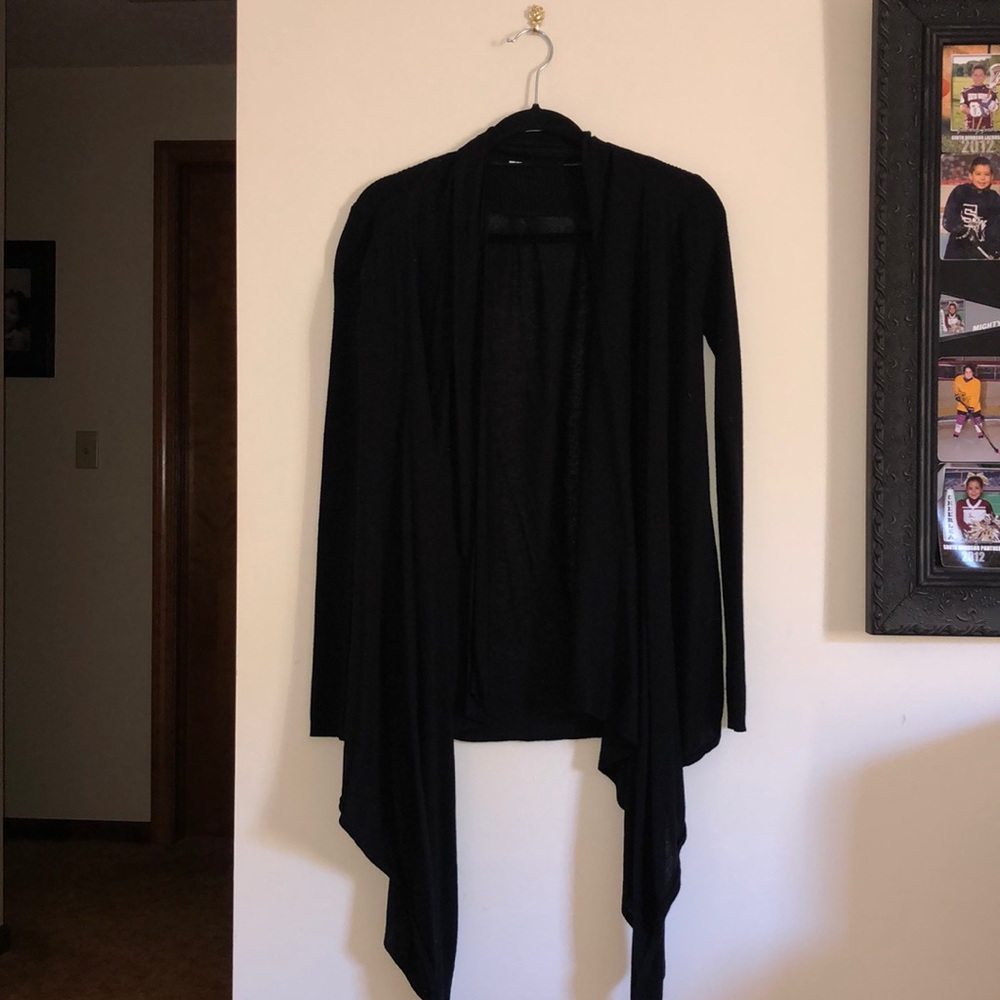 Lululemon black cardigan size 4
